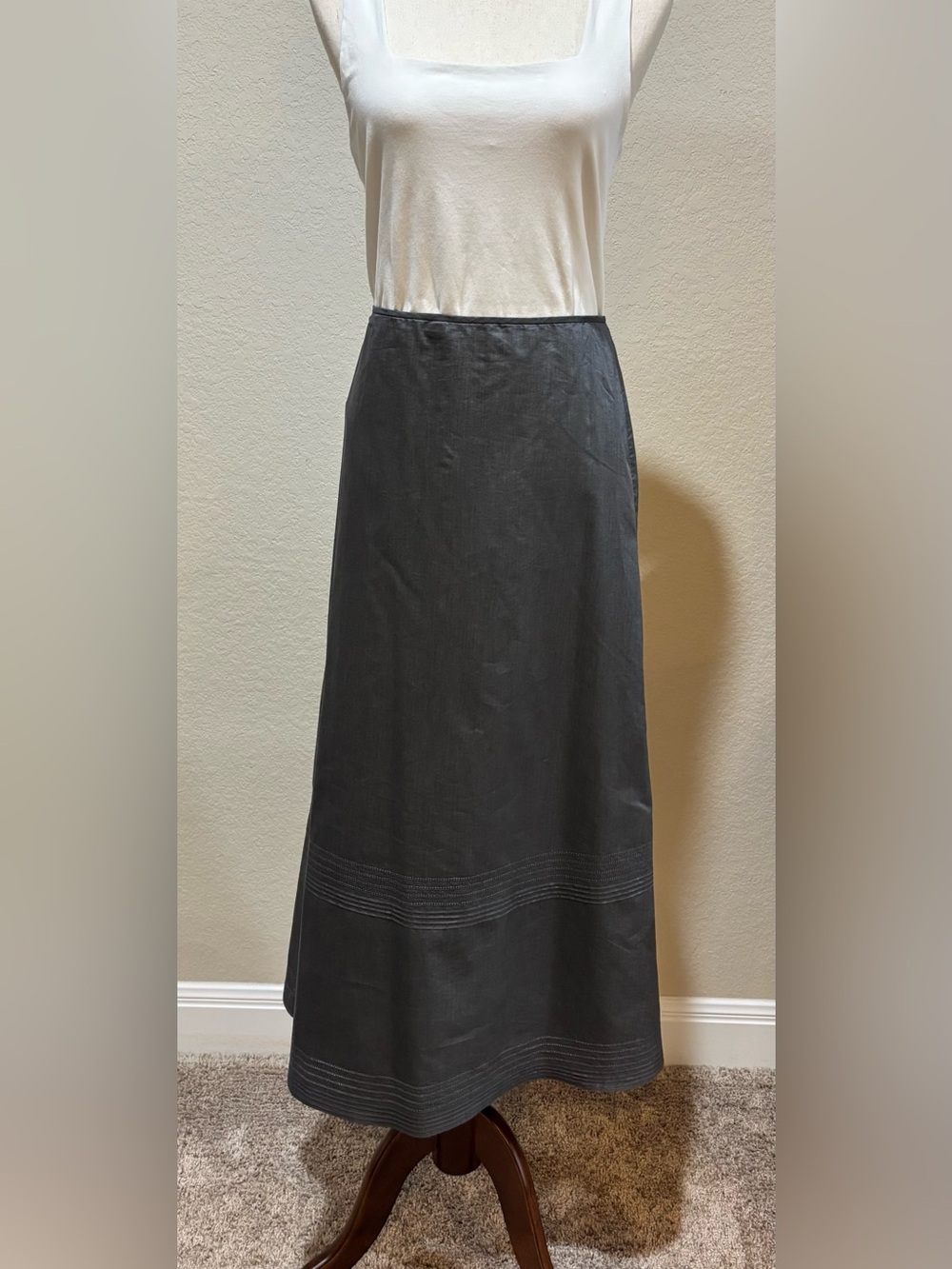 Effortless chic. Pristine condition.